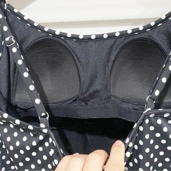 MIRACLESUIT Dot Dot Tier Up Tankini Top Black White Slimming Swim Beach Size 10 - Picture 7 of 11